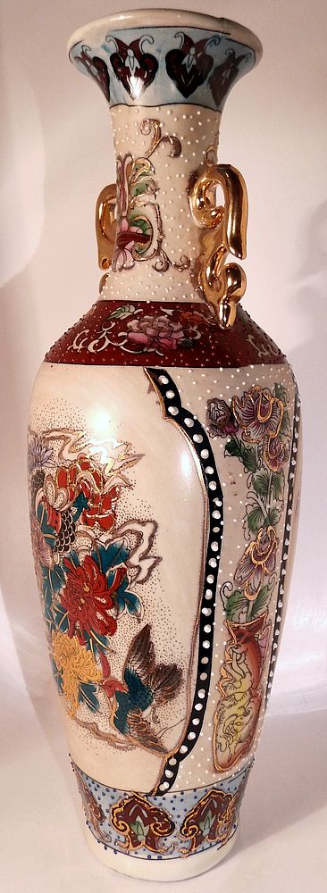 Čínská váza ručně malovaná, zlacená 305 mm